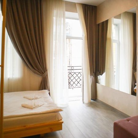 Leogrand Apartment On Drohobycha 4 Lviv Eksteriør bilde