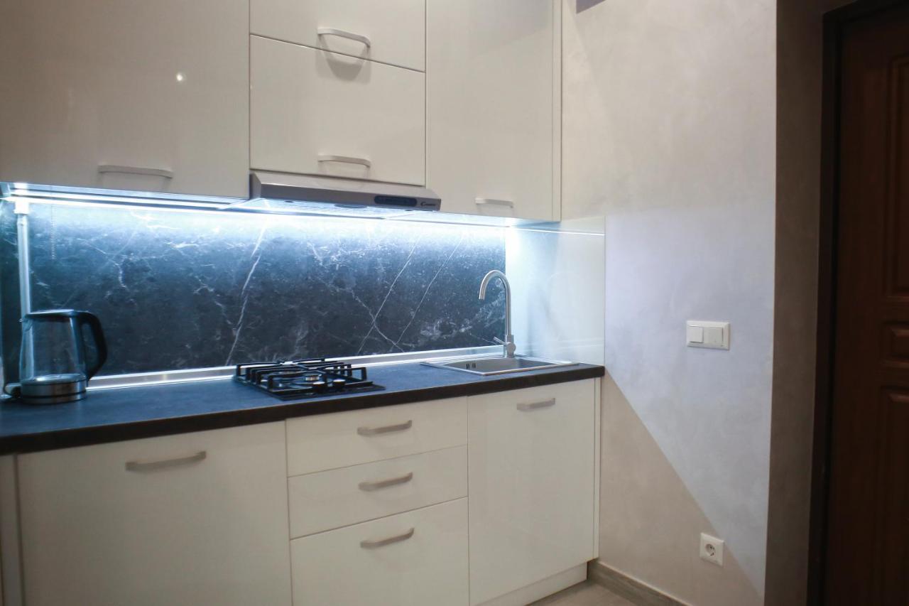 Leogrand Apartment On Drohobycha 4 Lviv Eksteriør bilde
