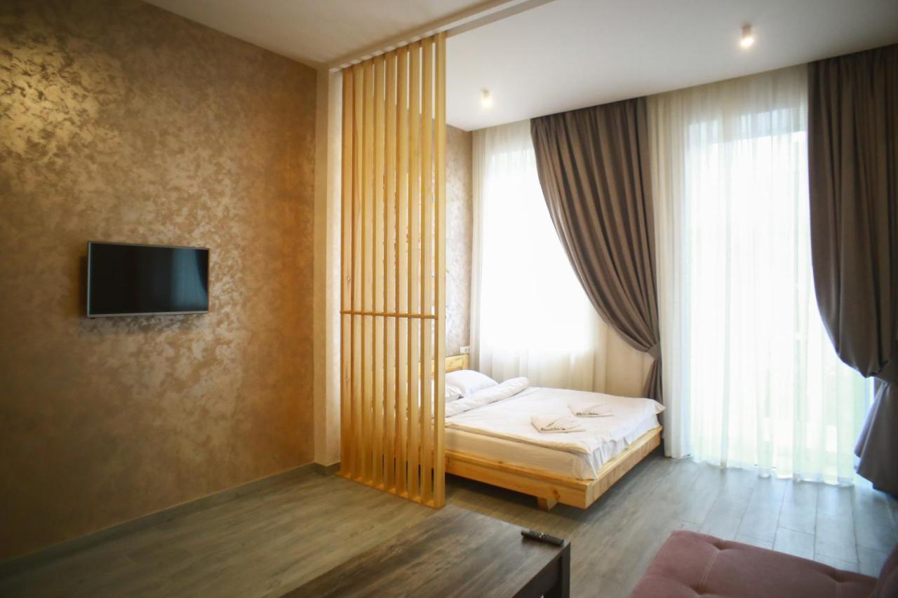 Leogrand Apartment On Drohobycha 4 Lviv Eksteriør bilde